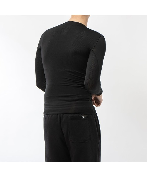 Reebok(リーボック)の「ロングスリーブ Tシャツ / COMP LONG SLEEVE TEE(Tシャツ/カットソー・メンズ・ブラック/グレー・SMALL/LARGE/MEDIUM/XX-LARGE/X-LARGE/X-SMALL)」の3枚目の写真