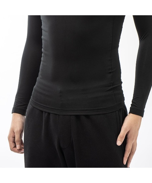Reebok(リーボック)の「ロングスリーブ Tシャツ / COMP LONG SLEEVE TEE(Tシャツ/カットソー・メンズ・ブラック/グレー・SMALL/LARGE/MEDIUM/XX-LARGE/X-LARGE/X-SMALL)」の6枚目の写真