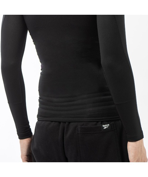Reebok(リーボック)の「ロングスリーブ Tシャツ / COMP LONG SLEEVE TEE(Tシャツ/カットソー・メンズ・ブラック/グレー・SMALL/LARGE/MEDIUM/XX-LARGE/X-LARGE/X-SMALL)」の7枚目の写真