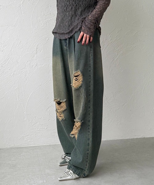 apres jour mignon(アプレジュールミニョン)の「ウォッシュ加工タックデニム(デニムパンツ・レディース・インディゴブルー/ブルー/ブラック/ライトブルー/ブラック系その他/ダークブルー/ブラウン系その他/ブルー系その他・MEDIUM/X-LARGE/LARGE/SMALL)」の8枚目の写真