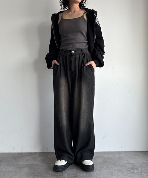 セール】ウォッシュ加工タックデニム（デニムパンツ）｜apres jour