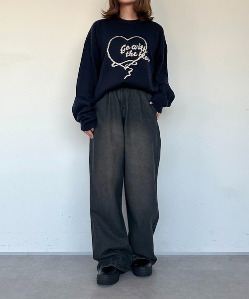 apres jour mignon(アプレジュールミニョン)の「ウォッシュ加工タックデニム(デニムパンツ・レディース・インディゴブルー/ブルー/ブラック/ライトブルー/ブラック系その他/ダークブルー/ブラウン系その他/ブルー系その他・MEDIUM/X-LARGE/LARGE/SMALL)」の15枚目の写真