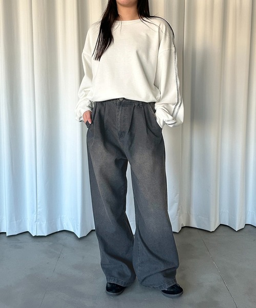 apres jour mignon(アプレジュールミニョン)の「ウォッシュ加工タックデニム(デニムパンツ・レディース・インディゴブルー/ブルー/ブラック/ライトブルー/ブラック系その他/ダークブルー/ブラウン系その他/ブルー系その他・MEDIUM/X-LARGE/LARGE/SMALL)」の18枚目の写真