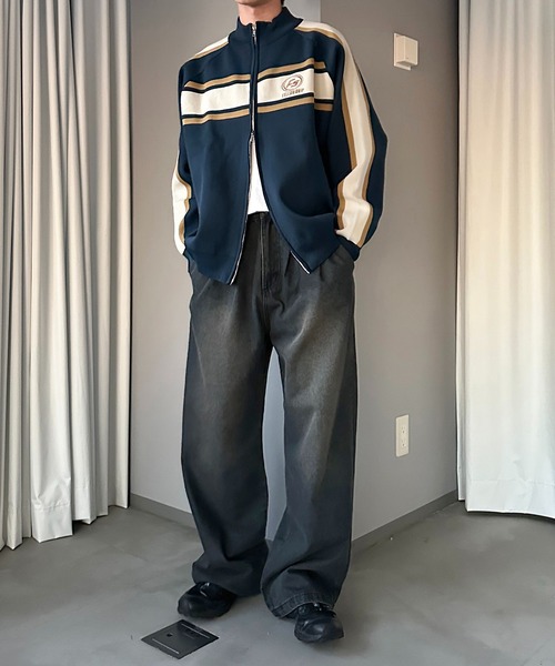 apres jour mignon(アプレジュールミニョン)の「ウォッシュ加工タックデニム(デニムパンツ・レディース・インディゴブルー/ブルー/ブラック/ライトブルー/ブラック系その他/ダークブルー/ブラウン系その他/ブルー系その他・MEDIUM/X-LARGE/LARGE/SMALL)」の20枚目の写真