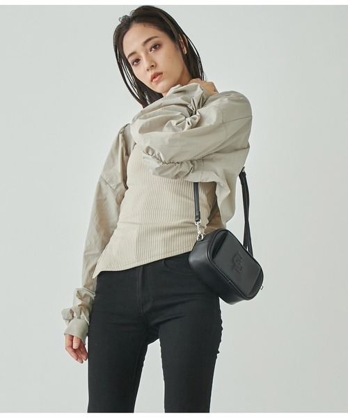 ANAP（アナップ）の「エンボスロゴスクエアバッグ（ショルダーバッグ・レディース・アイボリー/ブラック・FREE）」の21枚目の写真