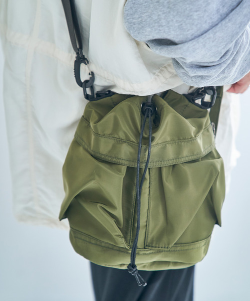 macaroni edge（マカロニエッジ）の「〈macaroni edge/マカロニエッジ〉ナイロン ショルダー2WAYバッグ（ショルダーバッグ・メンズ・カーキ/ホワイト/ブラック・ONE SIZE）」の15枚目の写真