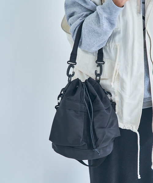 macaroni edge（マカロニエッジ）の「〈macaroni edge/マカロニエッジ〉ナイロン ショルダー2WAYバッグ（ショルダーバッグ・メンズ・カーキ/ホワイト/ブラック・ONE SIZE）」の10枚目の写真