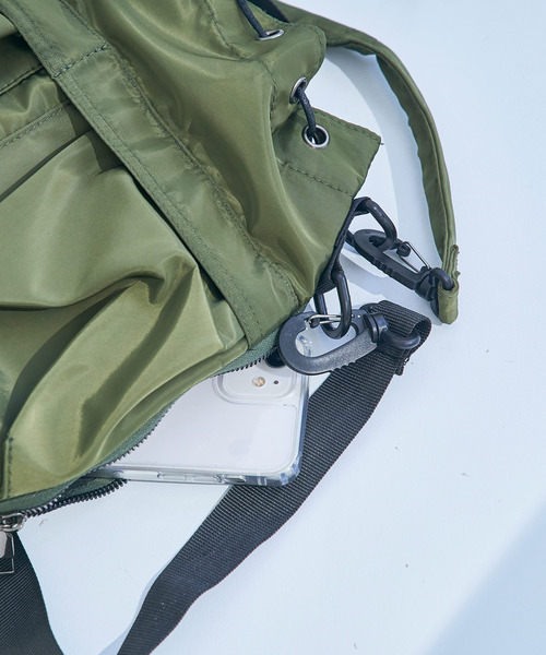 macaroni edge（マカロニエッジ）の「〈macaroni edge/マカロニエッジ〉ナイロン ショルダー2WAYバッグ（ショルダーバッグ・メンズ・カーキ/ホワイト/ブラック・ONE SIZE）」の16枚目の写真