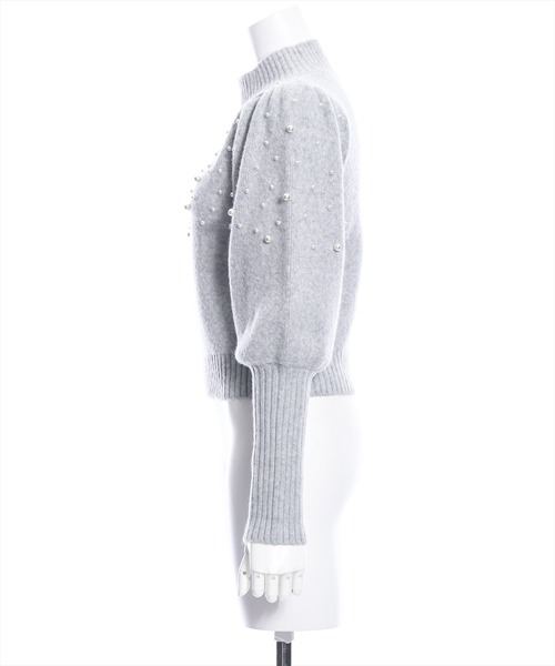 clear（クリア）の「パフスリーブパールニットトップス（ニット/セーター・レディース・アイボリー/ブラック/グレー・F）」の5枚目の写真