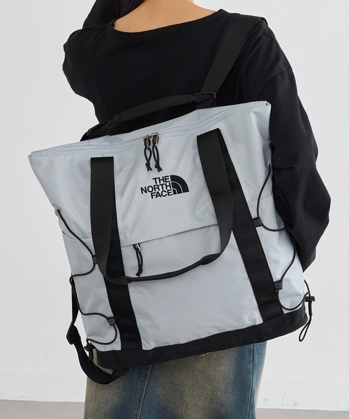 THE NORTH FACE（ザノースフェイス）の「【THE NORTH FACE】BOREALIS TOTE ボレアリストートバッグ（トートバッグ・メンズ・ホワイト/ブラック/チャコールグレー/クリーム・FREE）」の3枚目の写真