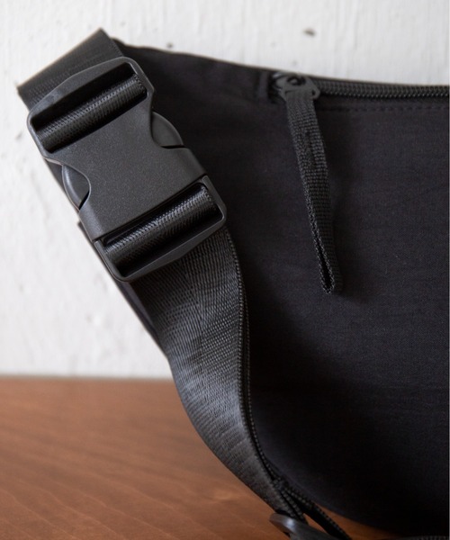 MAISON BREEZE（メゾンブリーズ）の「【MAISON BREEZE】ベーシックショルダーバッグ ボディバッグ KNF049（ボディバッグ/ウエストポーチ・レディース・アイボリー/グレー/ブラック・FREE）」の8枚目の写真
