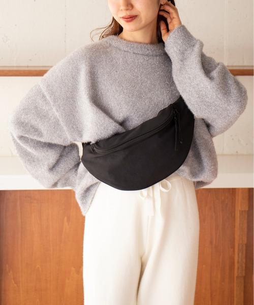 MAISON BREEZE（メゾンブリーズ）の「【MAISON BREEZE】ベーシックショルダーバッグ ボディバッグ KNF049（ボディバッグ/ウエストポーチ・レディース・アイボリー/グレー/ブラック・FREE）」の5枚目の写真