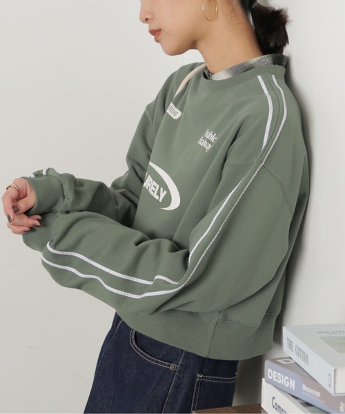 FREE'S MART（フリーズマート）の「ライン入りロゴプリントスウェット（スウェット・レディース・オフホワイト/ネイビー/グリーン・FREE）」の4枚目の写真