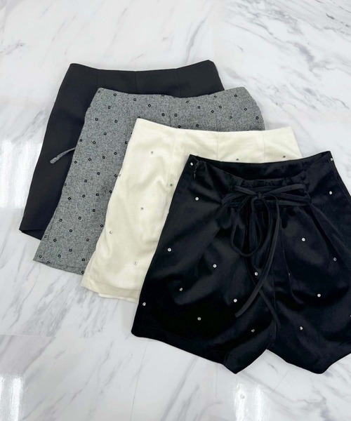 one after another NICE CLAUP（ワンアフターアナザーナイスクラップ）の「アソートバックレースアップショートパンツ（その他パンツ・レディース・ブラック/グレー系その他/オフホワイト・FREE）」の20枚目の写真