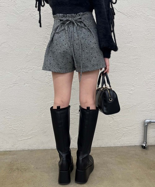 one after another NICE CLAUP（ワンアフターアナザーナイスクラップ）の「アソートバックレースアップショートパンツ（その他パンツ・レディース・ブラック/グレー系その他/オフホワイト・FREE）」の9枚目の写真