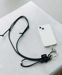 Beau're（ヴュレ）の「BEAURE ヴュレ カウレザー バンブー金具 モバイル ストラップショルダー（スマホグッズ・メンズ）」