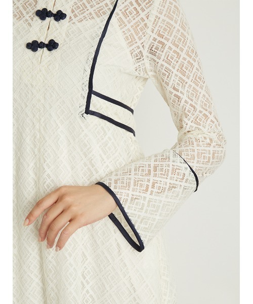 【美品】LILY BROWN レースチャイナワンピース アイボリー LILY BROWN（リリーブラウン）の「レースチャイナワンピース