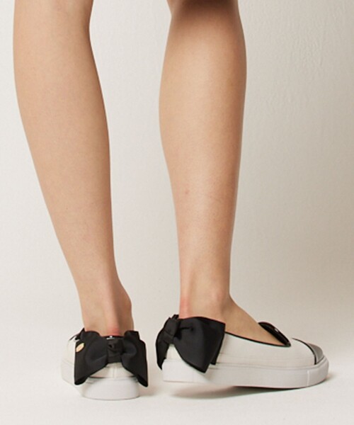 TOCCA(トッカ)の「BACK RIBBON SLIPON スニーカー(スニーカー・レディース・ブラック系/ブラック系5/ホワイト系・35/36/37/38/39)」の10枚目の写真