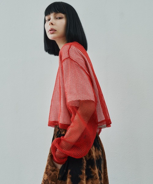 AIVER(アイバー)の「AIVER メッシュクロップドプルオーバー(Tシャツ/カットソー・レディース・ブラック/ホワイト/レッド・SMALL/MEDIUM/LARGE)」の4枚目の写真