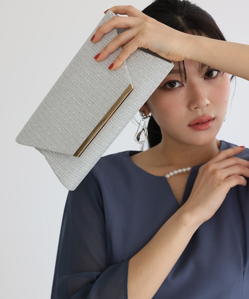 PourVous(プールヴー)の「ラメメタルクラッチバッグ 結婚式 同窓会 オケージョン 二次会 お呼ばれ パーティーバッグ(クラッチバッグ・レディース・ゴールド/シルバー/ブラック・FREE)」の14枚目の写真