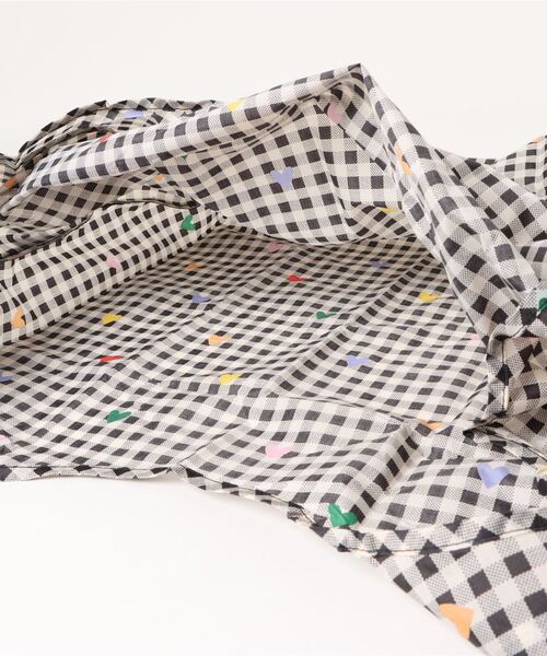 DouDou（ドゥドゥ）の「【BAGGU/バグゥ】STANDARD BAGGU（エコバッグ/サブバッグ・レディース・ブラック/グリーン/レッド/ネイビー・FREE）」の8枚目の写真