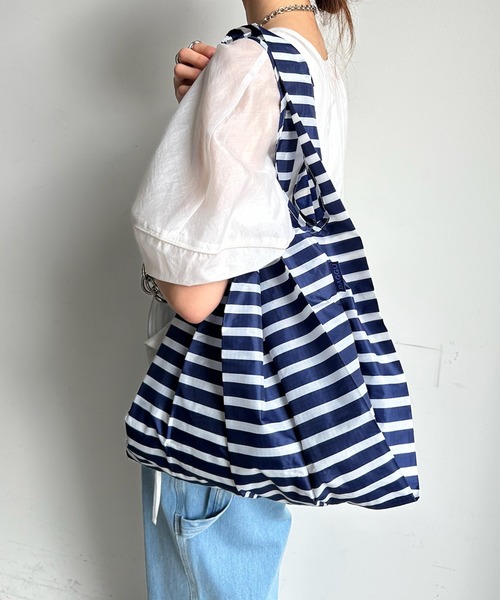 DouDou（ドゥドゥ）の「【BAGGU/バグゥ】STANDARD BAGGU（エコバッグ/サブバッグ・レディース・ブラック/グリーン/レッド/ネイビー・FREE）」の22枚目の写真