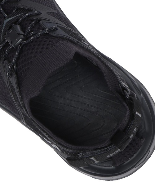 HOKA(ホカ)の「W HOPARA 2 1147670-BBLC(サンダル・レディース・ブラック・22.0cm/23.0cm/24.0cm/25.0cm/23.5cm/24.5cm/22.5cm/25.5cm/26.0cm)」の3枚目の写真