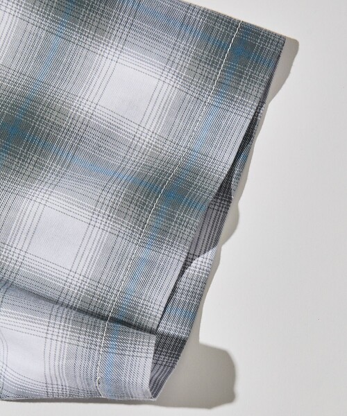 FREAK'S STORE（フリークスストア）の「The Crema Club/ザ クレマ クラブ 【別注】 オンブレ チェック シャツ（シャツ/ブラウス・メンズ・ブラック/オフホワイト・MEDIUM/LARGE）」の7枚目の写真