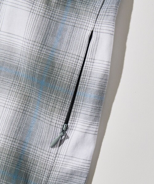 FREAK'S STORE（フリークスストア）の「The Crema Club/ザ クレマ クラブ 【別注】 オンブレ チェック シャツ（シャツ/ブラウス・メンズ・ブラック/オフホワイト・MEDIUM/LARGE）」の8枚目の写真