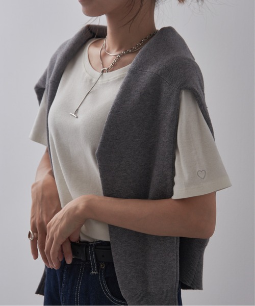 SETUP7（セットアップセブン）の「【SETUP7】heart point basic T-shirt 　ハートポイントベーシックTシャツ（Tシャツ/カットソー・レディース・ブラック/オフホワイト/レッド/サックスブルー・FREE）」の2枚目の写真