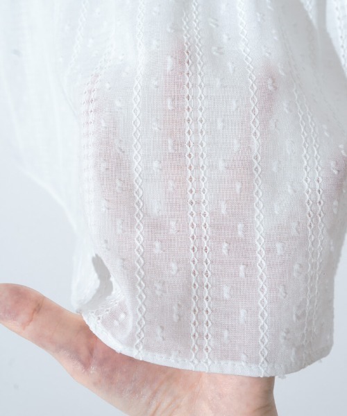 flower（フラワー）の「サマリーフリルトップ（シャツ/ブラウス・レディース・ブラック/ホワイト・FREE）」の6枚目の写真