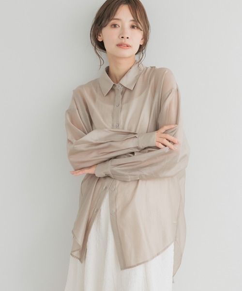 mysty woman(ミスティウーマン)の「ユルシルエットシアーシャツ 135548(シャツ/ブラウス・レディース・ブラック/ライトブルー/ライトピンク/オフホワイト/ライトグリーン/ベージュ・FREE)」の9枚目の写真