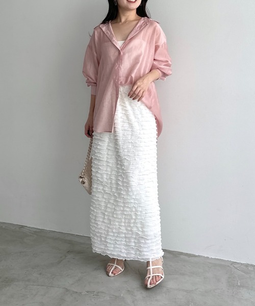 mysty woman(ミスティウーマン)の「ユルシルエットシアーシャツ 135548(シャツ/ブラウス・レディース・ブラック/ライトブルー/ライトピンク/オフホワイト/ライトグリーン/ベージュ・FREE)」の15枚目の写真