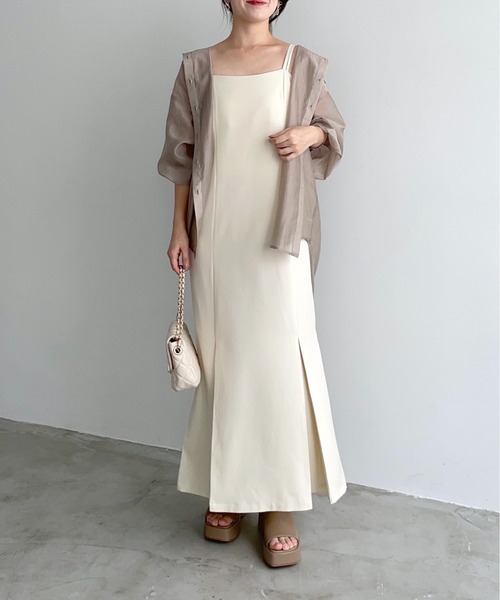 mysty woman(ミスティウーマン)の「ユルシルエットシアーシャツ 135548(シャツ/ブラウス・レディース・ブラック/ライトブルー/ライトピンク/オフホワイト/ライトグリーン/ベージュ・FREE)」の13枚目の写真