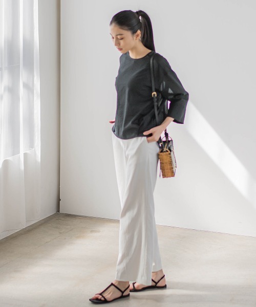 la.f…(ラエフ)の「【WEB別注】エアーリップルブラウス≪洗濯機で洗える≫(シャツ/ブラウス・レディース・ブルー系その他/ブラック/ベージュ系その他/ホワイト・9号/11号)」の19枚目の写真