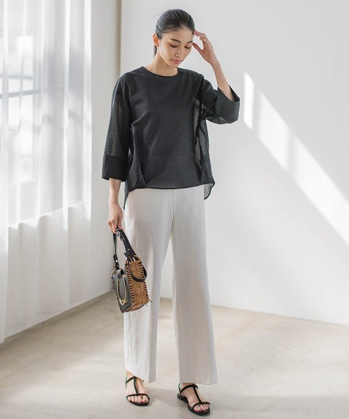 la.f…(ラエフ)の「【WEB別注】エアーリップルブラウス≪洗濯機で洗える≫(シャツ/ブラウス・レディース・ブルー系その他/ブラック/ベージュ系その他/ホワイト・9号/11号)」の21枚目の写真