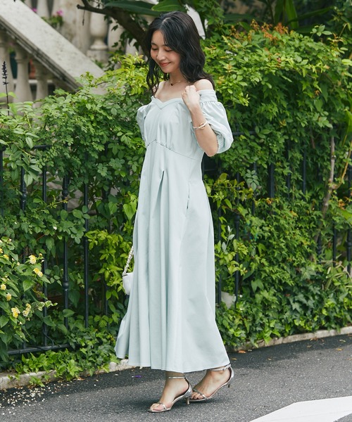 La boutique BonBon（ラブティックボンボン）の「変形スクエアネック