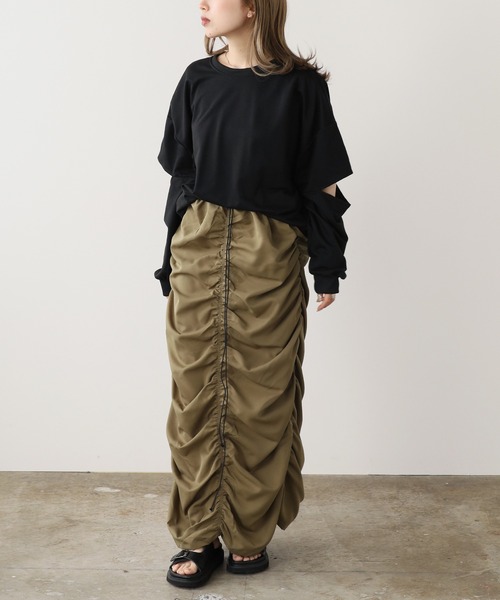 BLANK (ブランク)の「▲Slit Pullover Sweatshirt / スリットプルオーバー スウェット(スウェット・レディース・ブラック/グレー・FREE)」の4枚目の写真