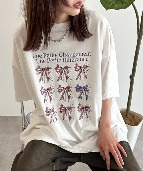 apres jour mignon(アプレジュールミニョン)の「アソートピグメントリボンTシャツ【ZOZOTOWN限定アイテム】(Tシャツ/カットソー・レディース・ホワイト系その他/ブラック系その他2/ブラック系その他/オフホワイト・フリー/X-LARGE)」の5枚目の写真