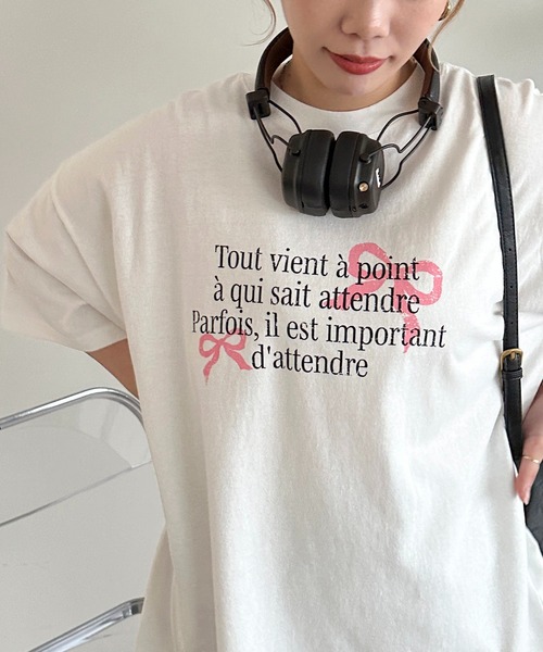 apres jour mignon(アプレジュールミニョン)の「アソートピグメントリボンTシャツ【ZOZOTOWN限定アイテム】(Tシャツ/カットソー・レディース・ホワイト系その他/ブラック系その他2/ブラック系その他/オフホワイト・フリー/X-LARGE)」の12枚目の写真