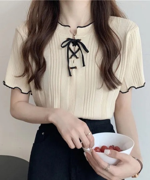 deux amour(ドゥーザムール)の「ランダムテレコメロー配色レースアップリボン半袖プルオーバー(Tシャツ/カットソー・レディース・ホワイト/ネイビー/オフホワイト・FREE)」の5枚目の写真