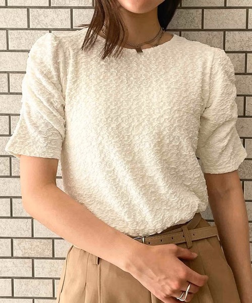 GORGE(ゴージ)の「フクレジャガードパフスリーブTOPS(Tシャツ/カットソー・レディース・アイボリー/ライトカーキ・F)」の5枚目の写真