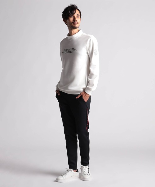 NICOLE CLUB FOR MEN（ニコルクラブフォーメン）の「【NICOLE SPORTS】ロゴプリントモックネックプルオーバー（その他トップス・メンズ・オフホワイト/パープル/キナリ/ブラック・MEDIUM/X-LARGE/LARGE）」の8枚目の写真