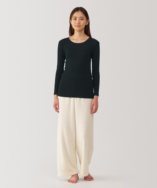 無印良品（ムジルシリョウヒン）の「（綿１００％）婦人　あったか綿　クルーネック長袖Ｔシャツ（インナーウェア/肌着・レディース・ブラック/ライトベージュ/ブラウン系/オフホワイト・S/M/L/XL）」の11枚目の写真