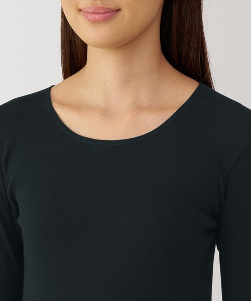 無印良品（ムジルシリョウヒン）の「（綿１００％）婦人　あったか綿　クルーネック長袖Ｔシャツ（インナーウェア/肌着・レディース・ブラック/ライトベージュ/ブラウン系/オフホワイト・S/M/L/XL）」の14枚目の写真