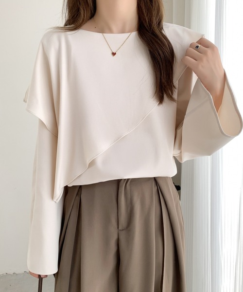 ECLIN(エクラン)の「アシメラッフルフレアスリーブブラウス(シャツ/ブラウス・レディース・ブラック/アイボリー/ブルーグレー/モカ・M/L/XL)」の7枚目の写真