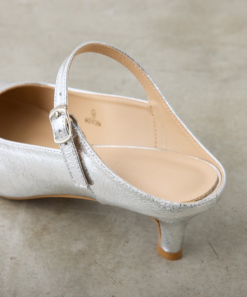 PUAL CE CIN（ピュアルセシン）の「ポインテッドトゥヒールミュール（パンプス・レディース・ブラック/シルバー・MEDIUM/LARGE）」の7枚目の写真