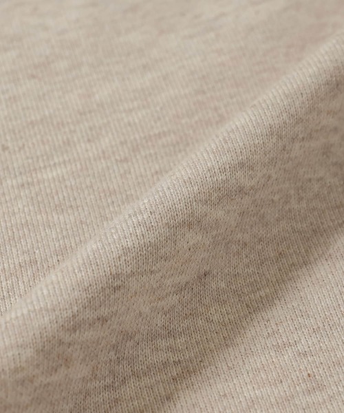NANGA(ナンガ)の「ECO HYBRID BOX LOGO SWEATSHIRT/エコハイブリッド ボックスロゴ スウェットシャツ(スウェット・メンズ・ブラック/セージグリーン/オートミール/ライトグレー/ホワイト/ブラック系その他/オレンジ・S/M/L/XL)」の16枚目の写真