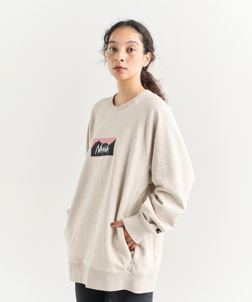 NANGA（ナンガ）の「ECO HYBRID BOX LOGO SWEATSHIRT/エコハイブリッド ボックスロゴ スウェットシャツ（スウェット・メンズ・ブラック/セージグリーン/オートミール/ライトグレー/ホワイト/ブラック系その他/オレンジ・S/M/L/XL）」の16枚目の写真