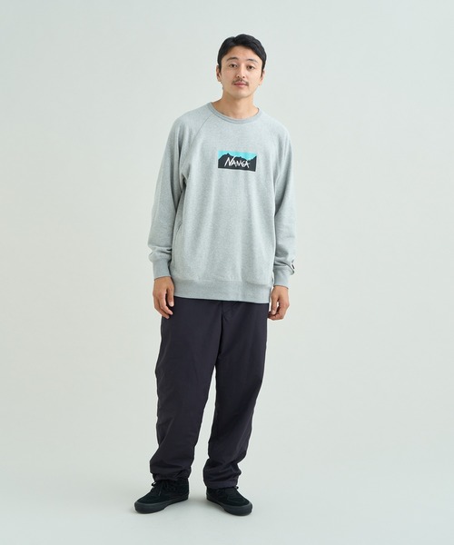NANGA(ナンガ)の「ECO HYBRID BOX LOGO SWEATSHIRT/エコハイブリッド ボックスロゴ スウェットシャツ(スウェット・メンズ・ブラック/セージグリーン/オートミール/ライトグレー/ホワイト/ブラック系その他/オレンジ・S/M/L/XL)」の20枚目の写真